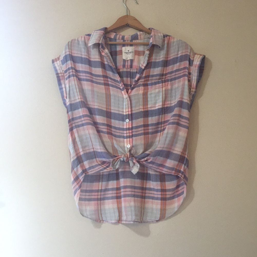 American Eagle plaid short sleeve button down